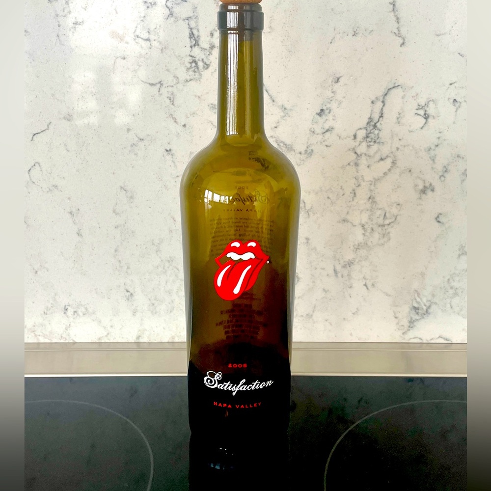 Stones Wine Bottle. Who says you can’t get no satisfaction! It’s right here!